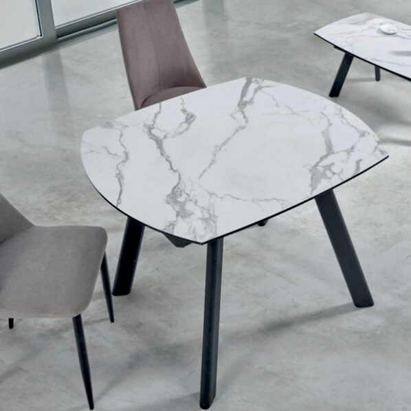 Mesa de comedor apertura giratoria